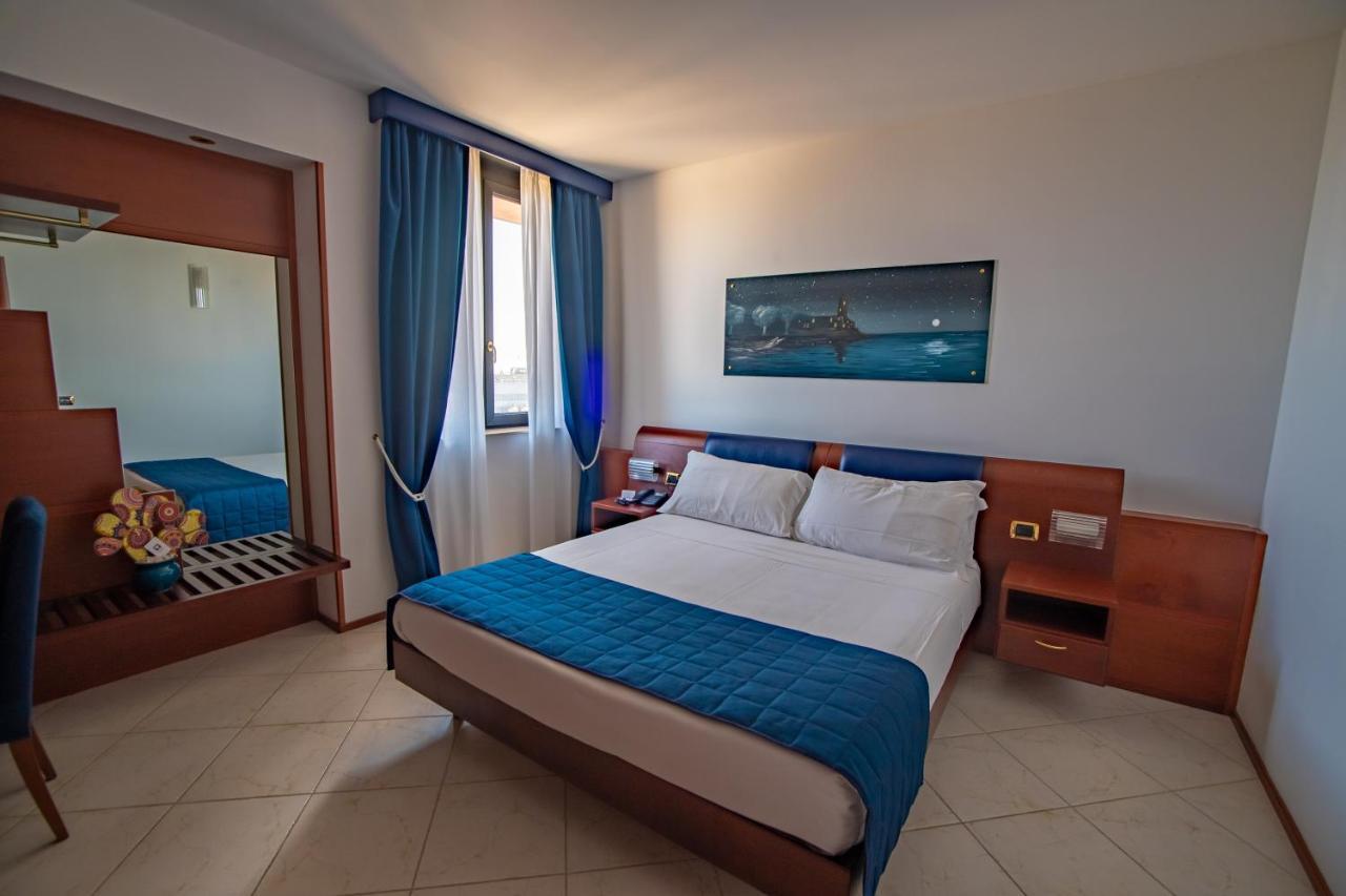 Best Western Hotel Nettuno Brindisi Kültér fotó